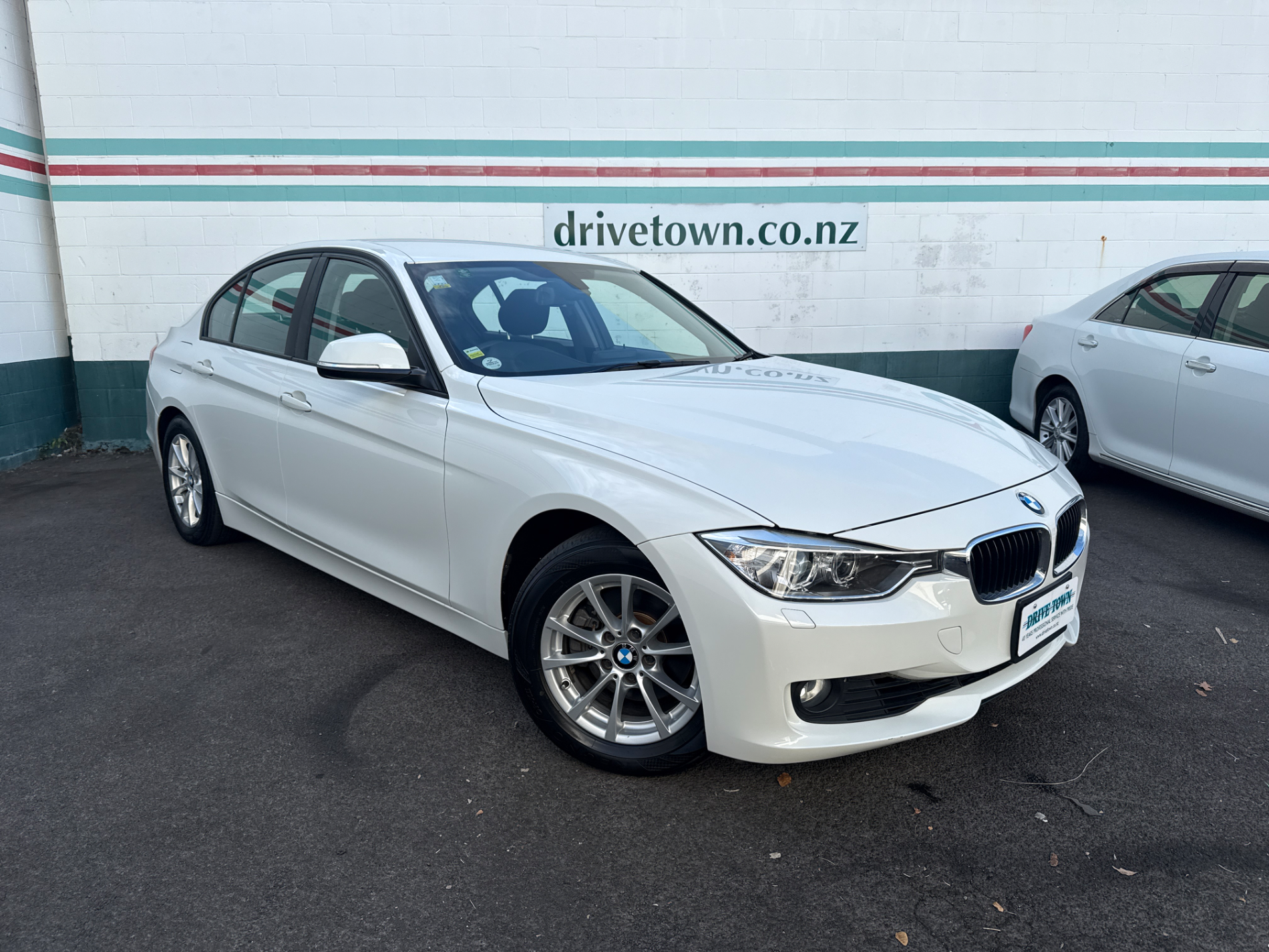 2012 BMW 320I