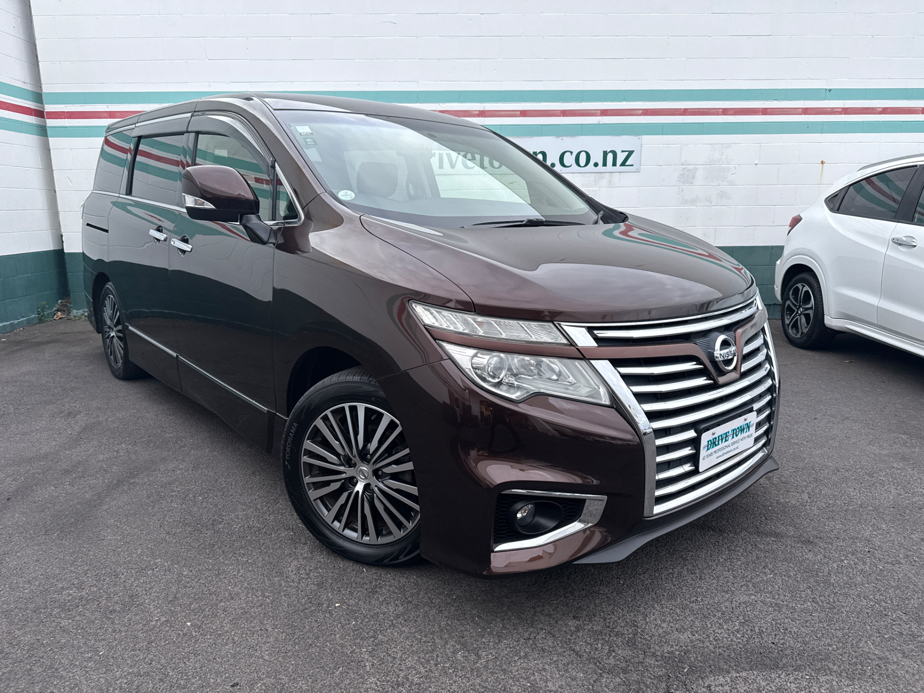 2016 NISSAN ELGRAND Highway Star S 7 Seat