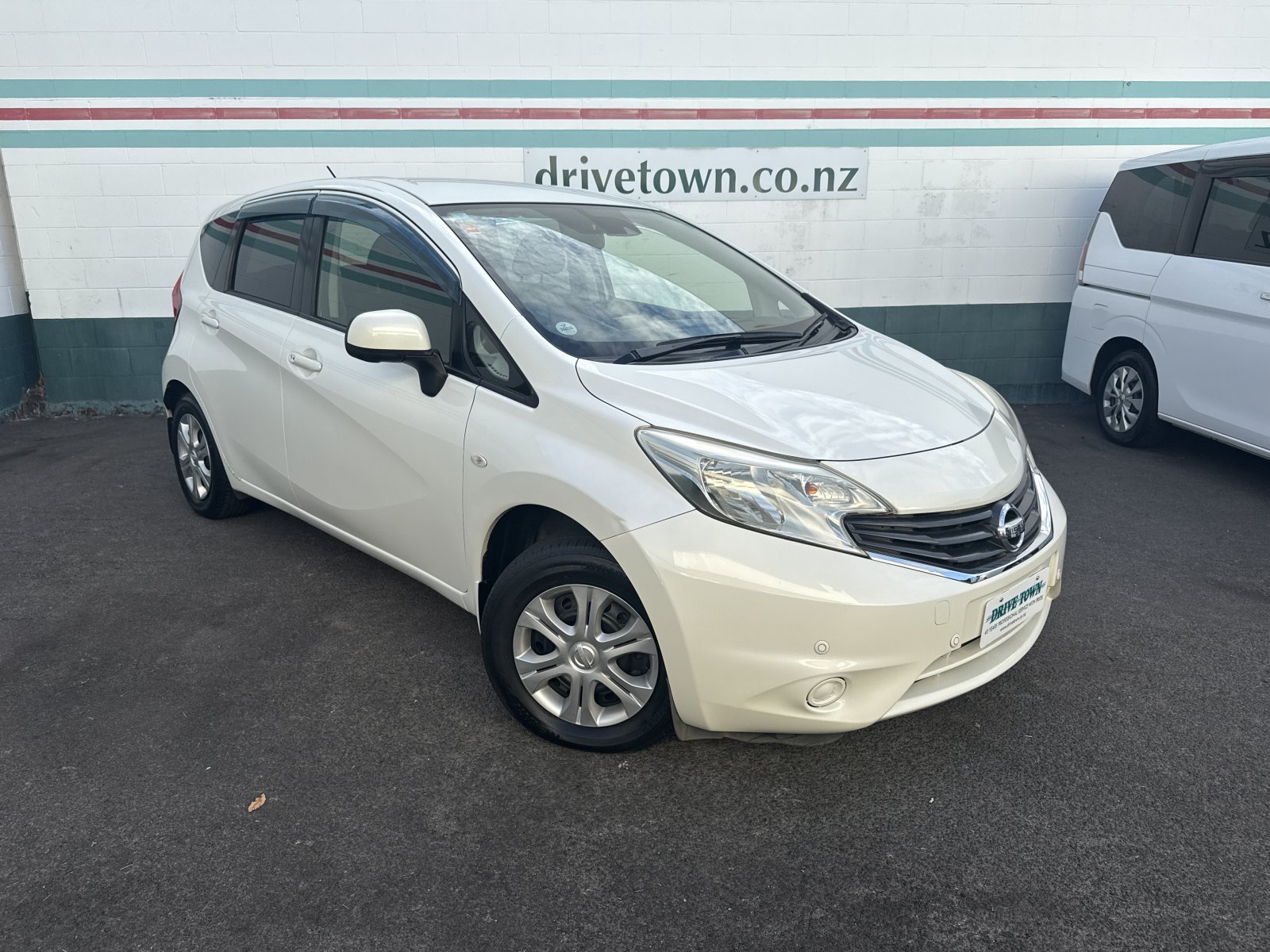 2014 NISSAN NOTE X