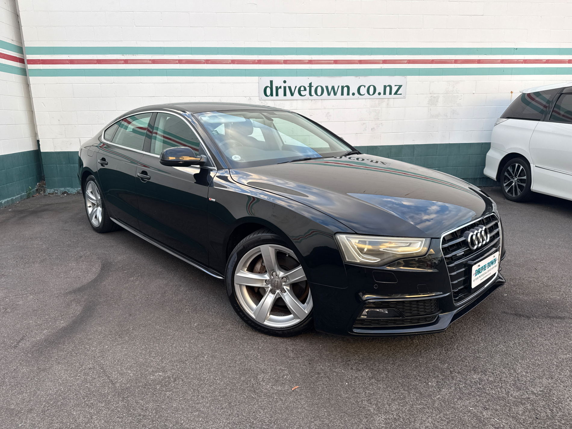 2014 AUDI A5 TFSI Quattro S-Line Leather