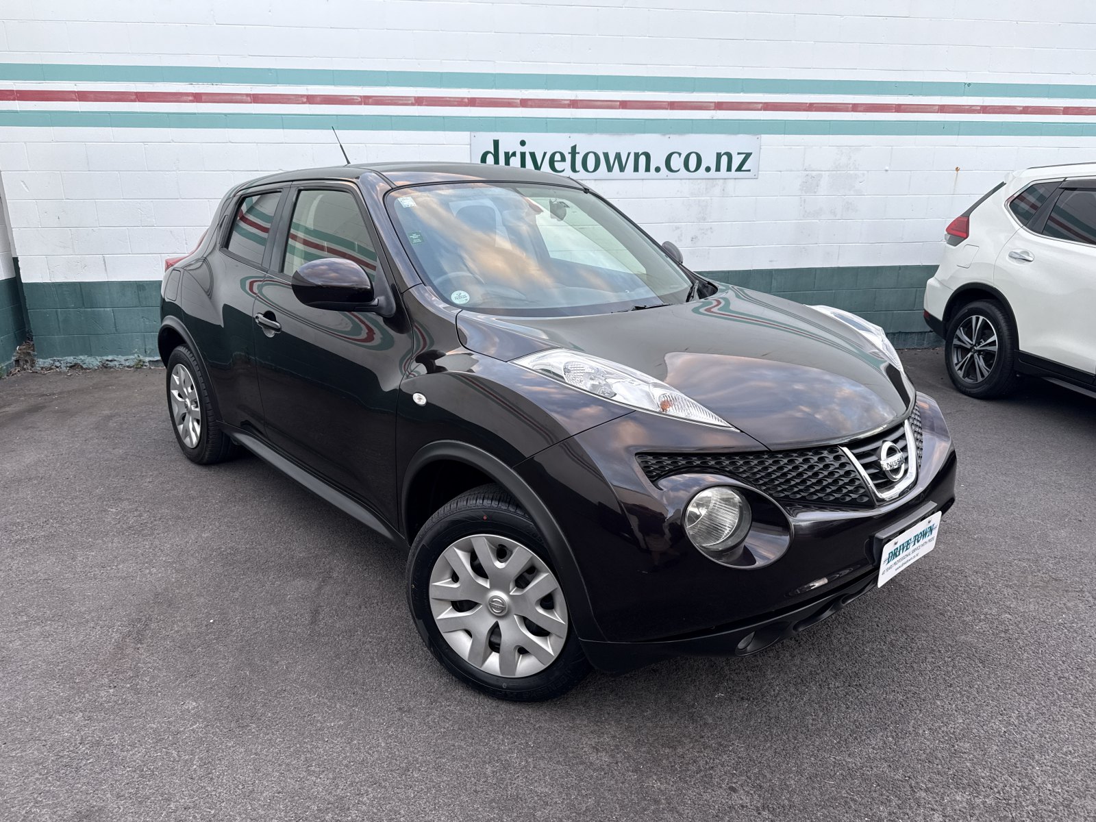 2014 NISSAN JUKE 15RX
