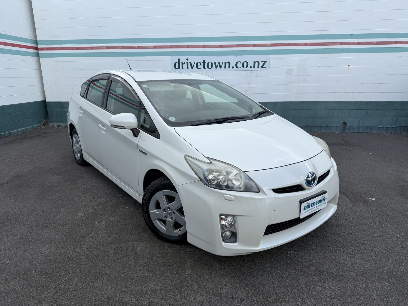 2011 TOYOTA PRIUS Hybrid S