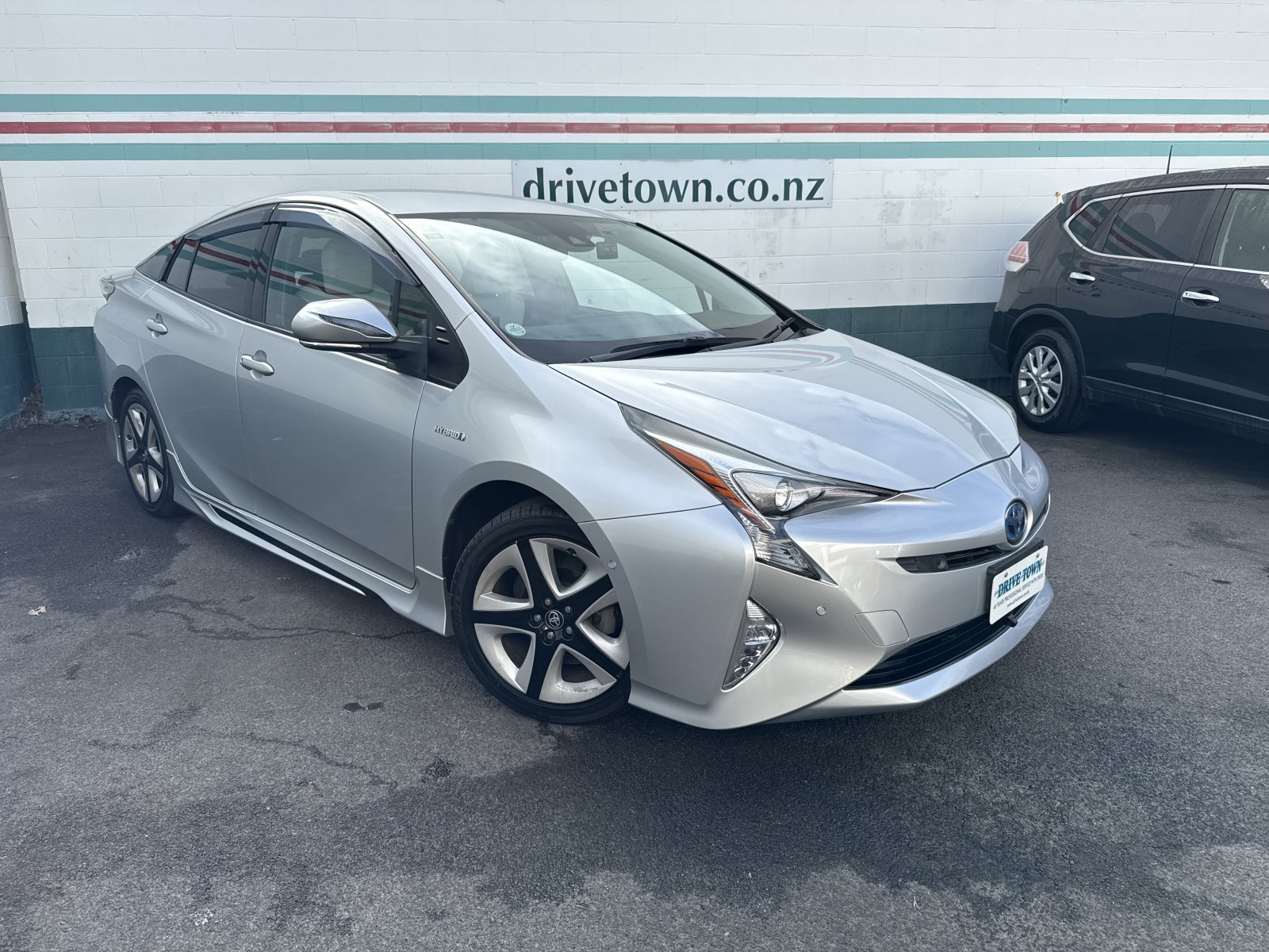 2016 TOYOTA PRIUS Hybrid A Touring Selection