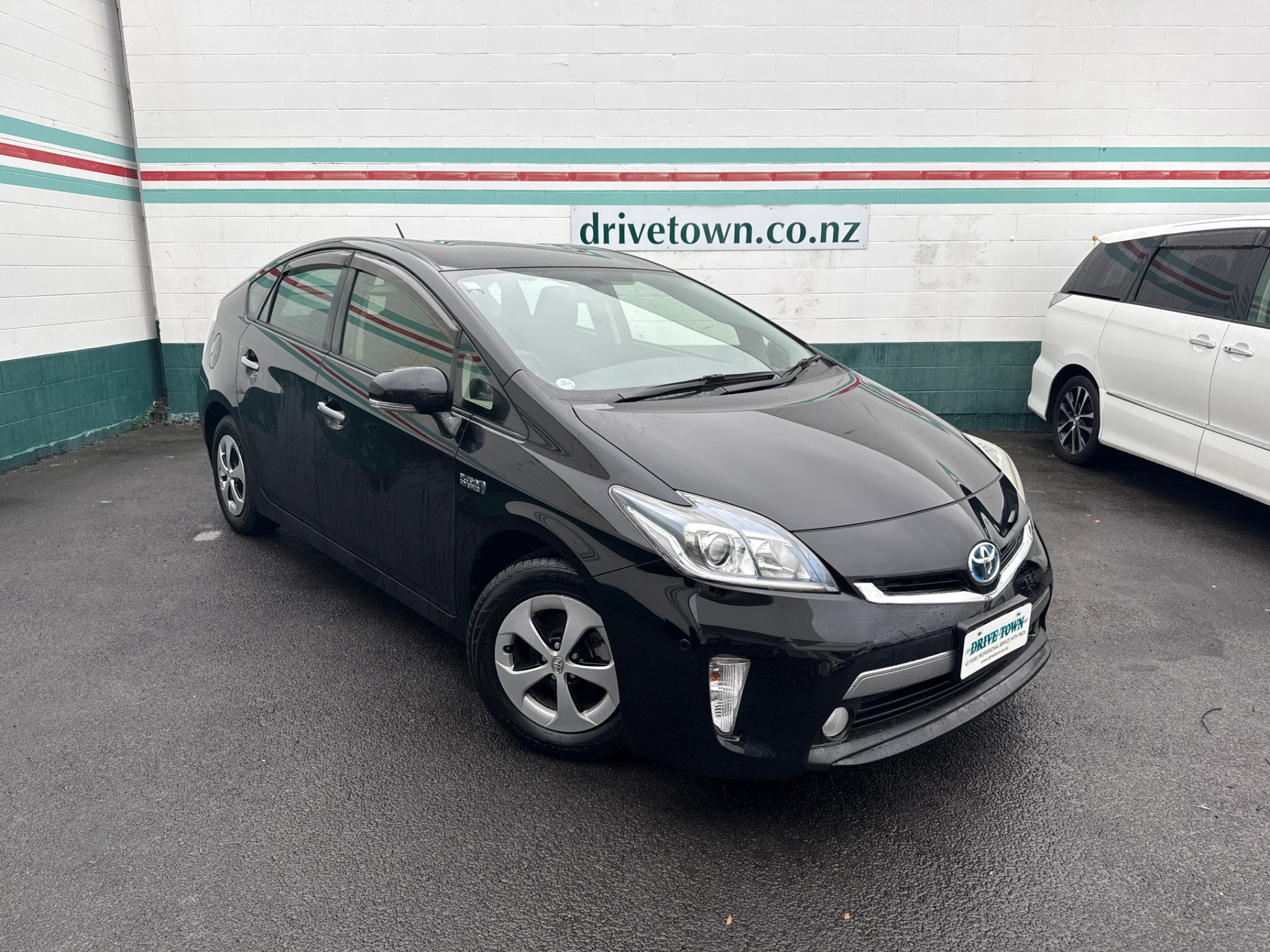 2012 TOYOTA PRIUS PHV S
