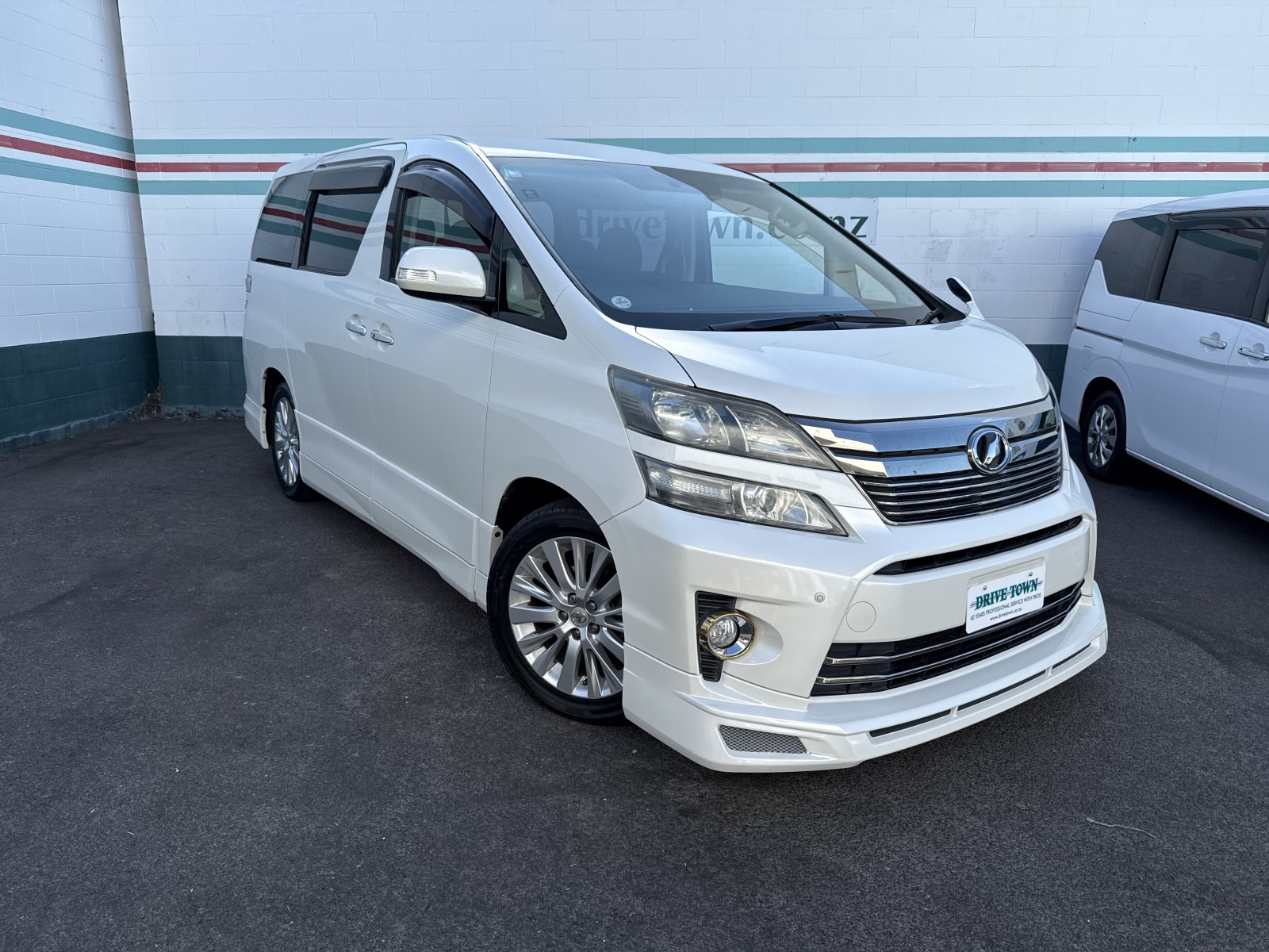 2012 TOYOTA VELLFIRE Z 7 Seat