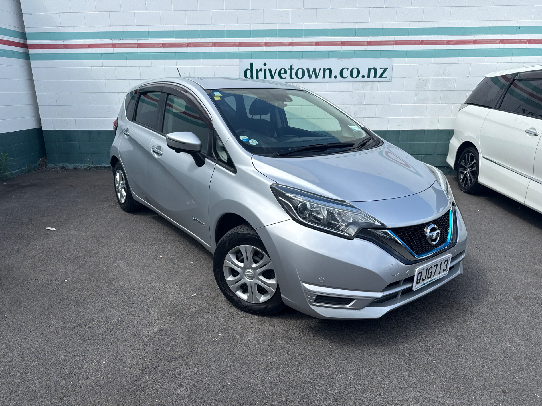 2017 NISSAN NOTE E-Power X Hybrid