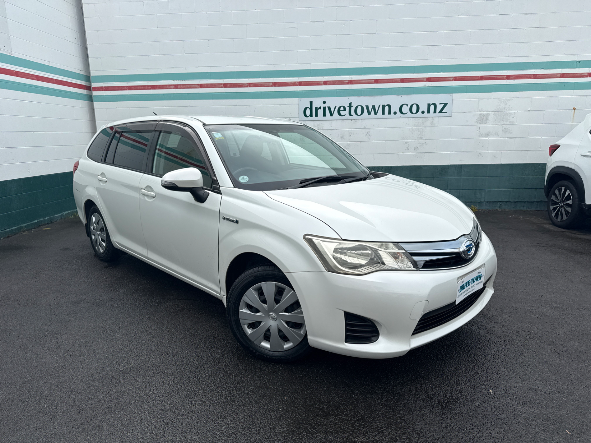 2013 TOYOTA COROLLA Fielder Hybrid G Push Start